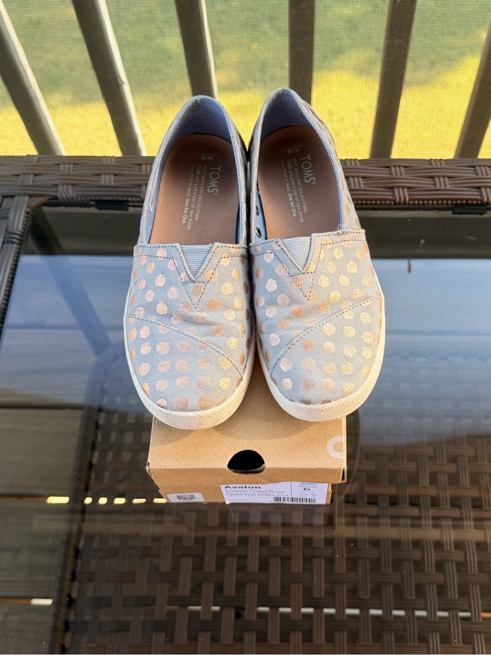 Toms Light Blue/Gray Avalon with Rose Gold Polka Dots Size 6